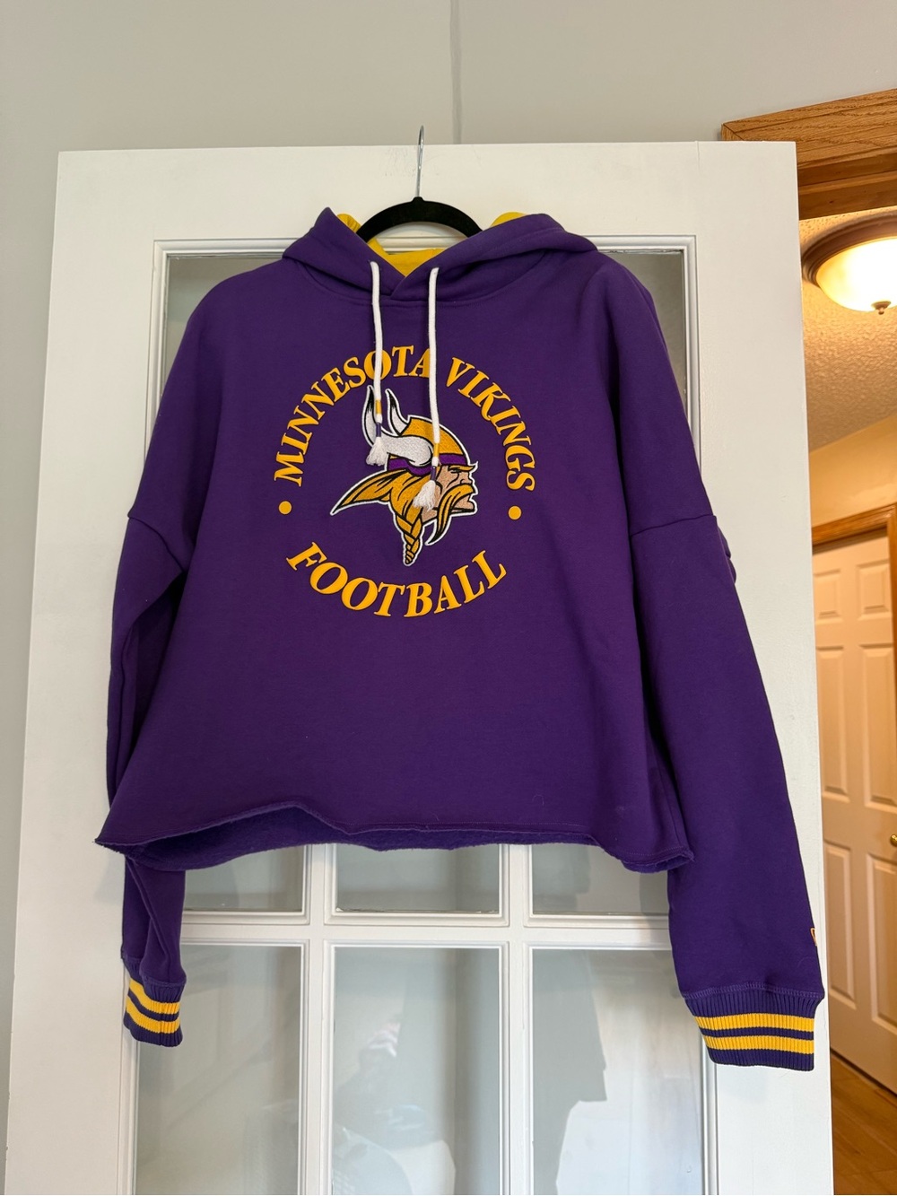 NFL Minnesota Vikings Cropped Team Hoodie